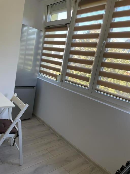 Mav Bucharest Lägenhet Exteriör bild